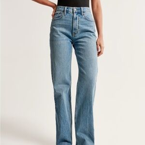 Abercrombie & Fitch 90s Relaxed High Rise - short